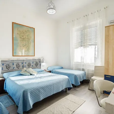 With Port View 3* קליארי