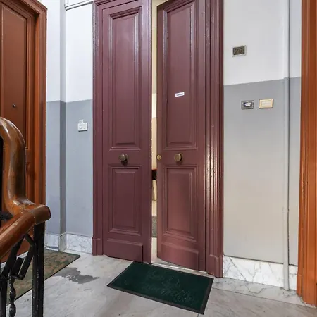 בית הארחה With Port View